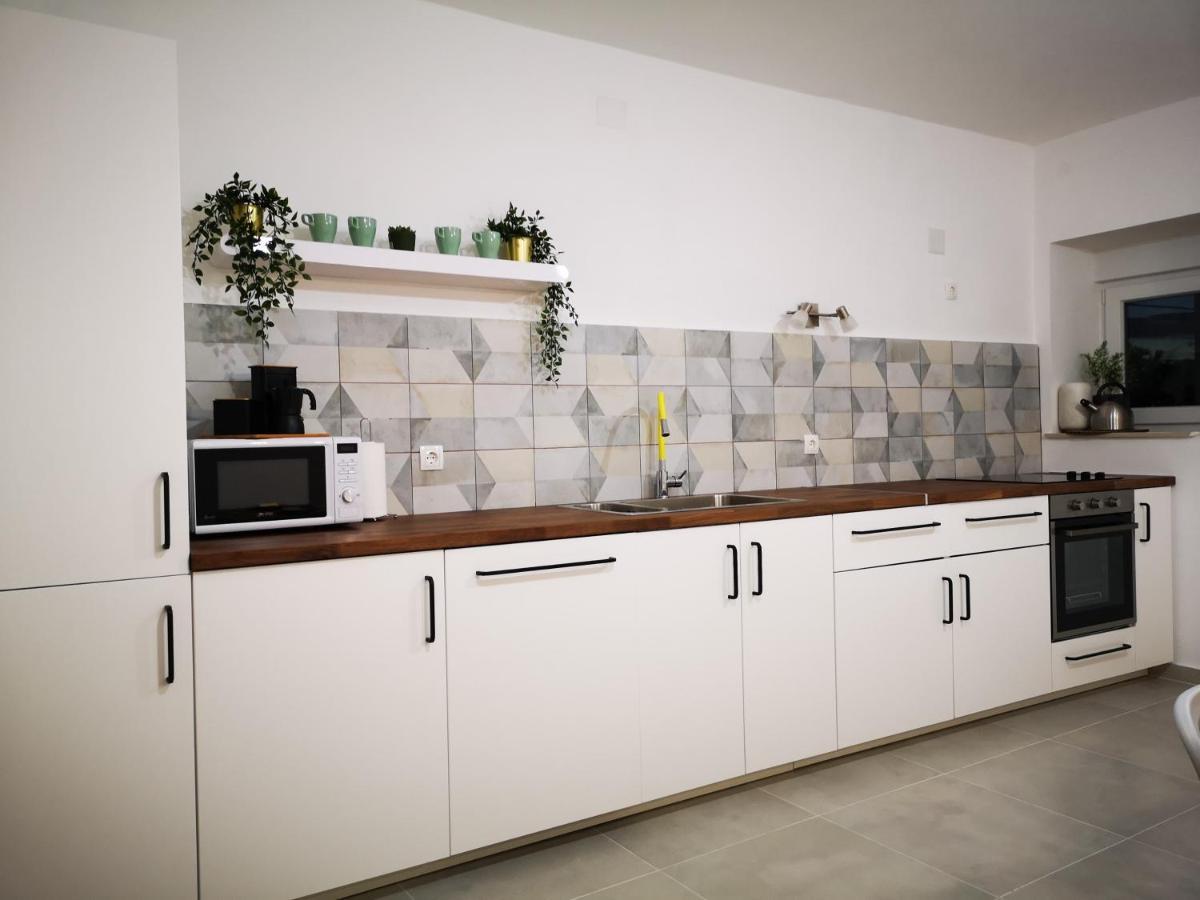 Apartment Sunrise, Coastal Istra, Pula Duga Uvala Pavicini Экстерьер фото